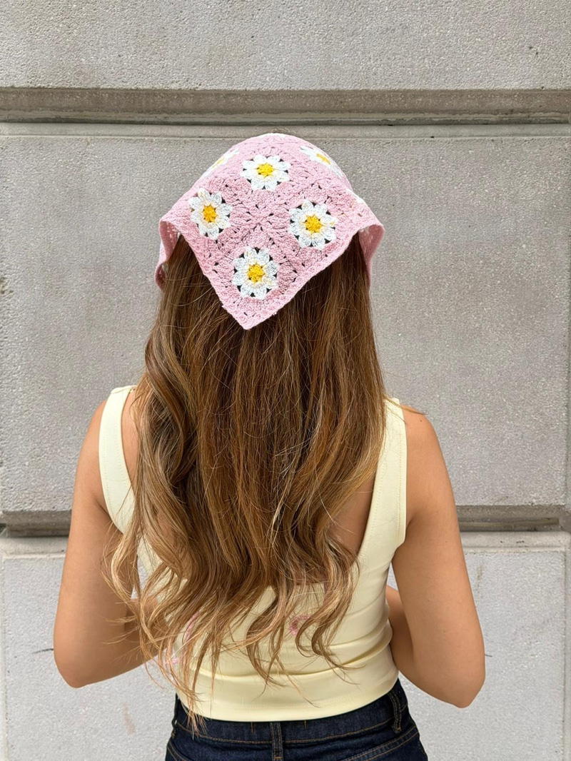 Papatya Desenli Örgü Bandana Pembe