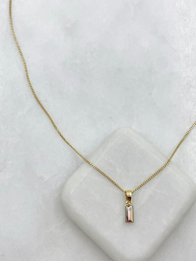 Özel Seri Minimal Swarovski Sallantılı Kolye 45 cm Gold