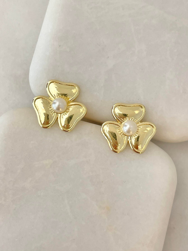 Altın Kaplama İncili Çiçek Küpe Gold