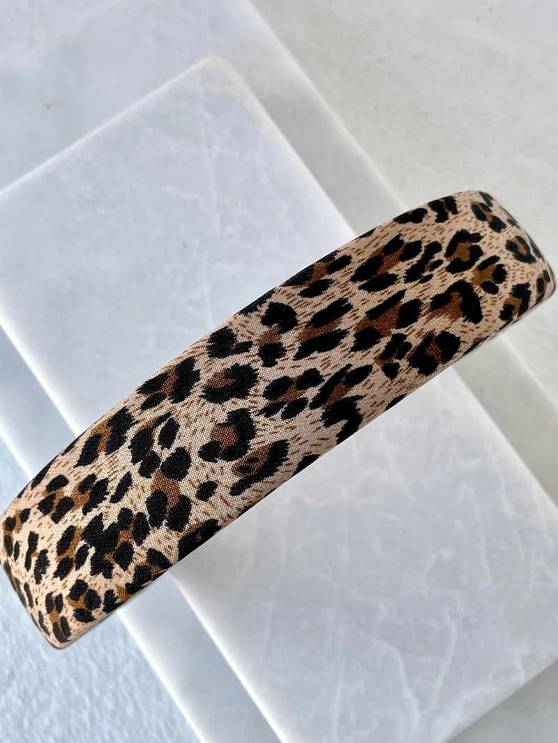 Leopar Desenli Sünger Taç Vizon