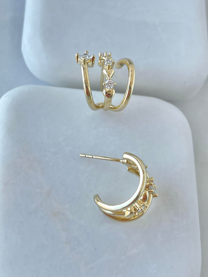 Özel Seri Kristal Taş ve Kalpli Üçlü Görünüm Küpe Gold