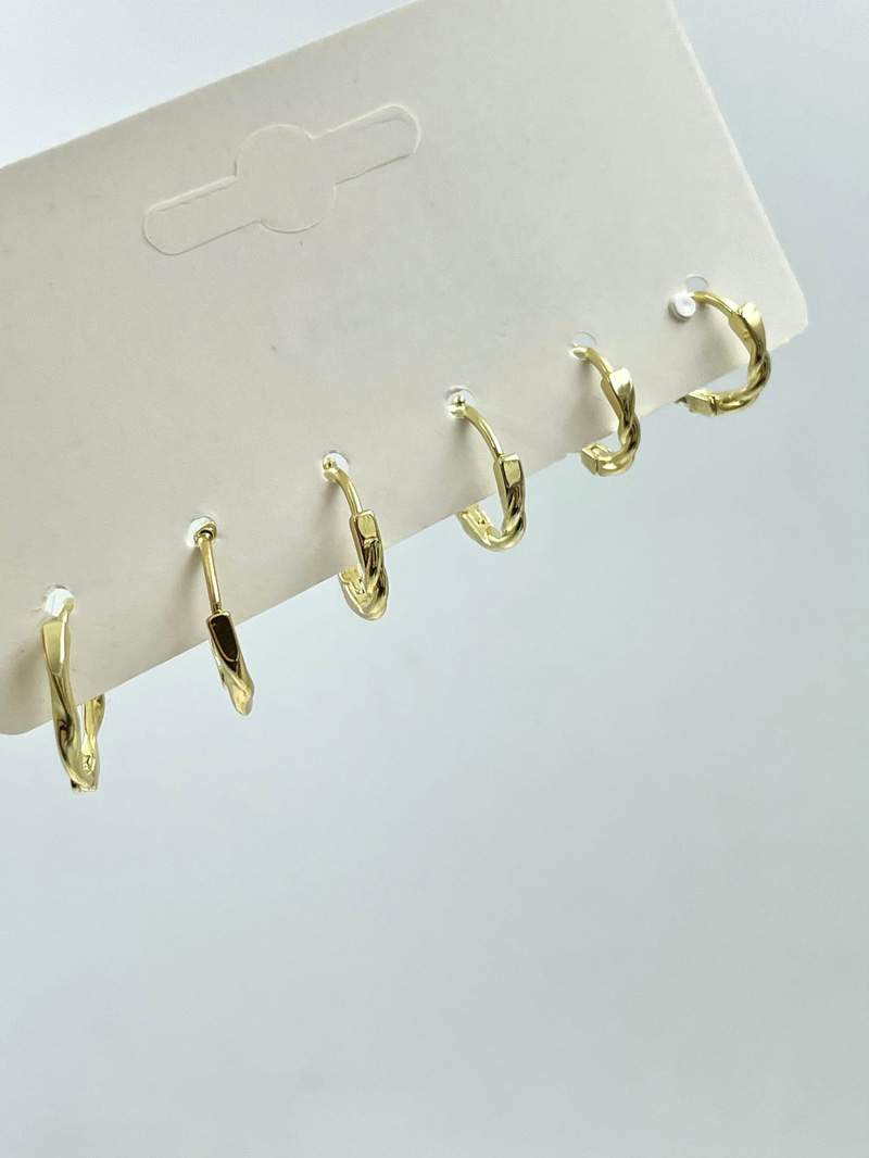 İnce Burgu Model Altılı Set Küpe Gold