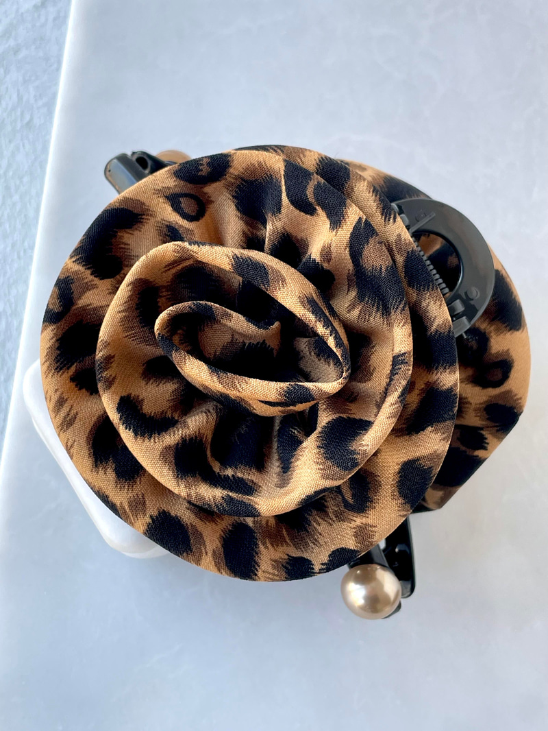 Leopar Desenli İncili Gül Mandal Toka Kahve