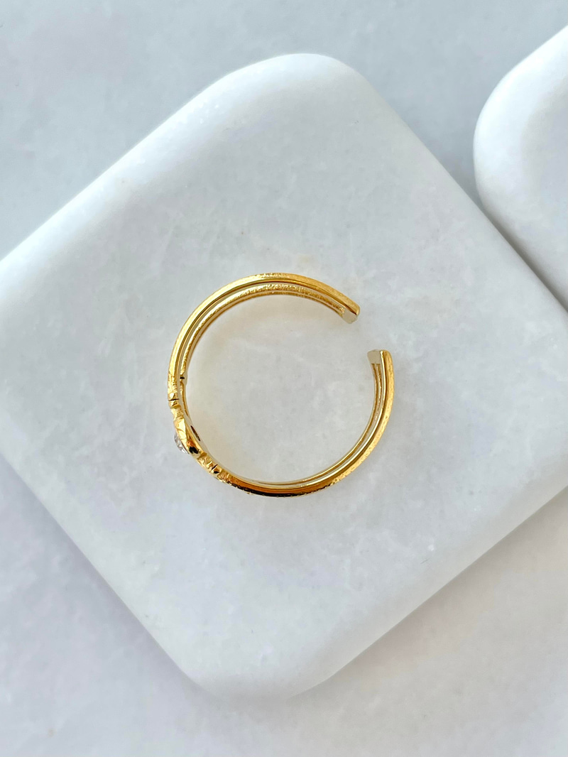 Çelik Pembe Mineli Üç Sıra Yüzük Gold