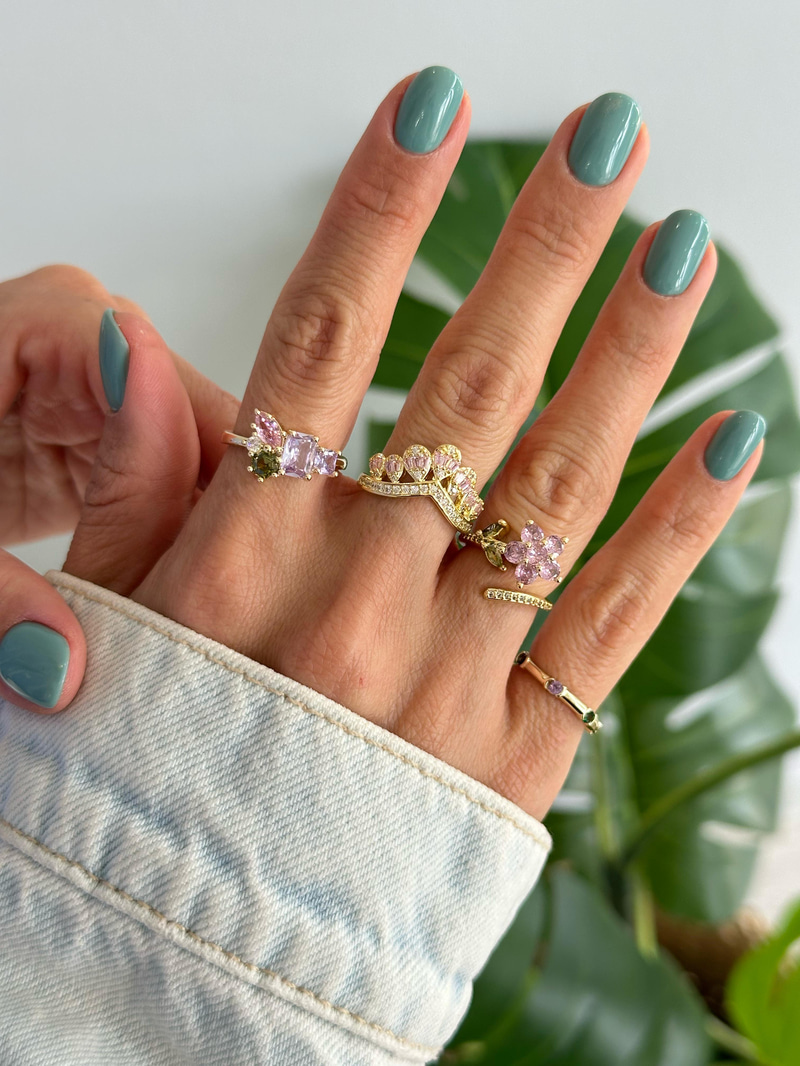 Altın Kaplama Pembe Kristal Taşlı Taç Yüzük