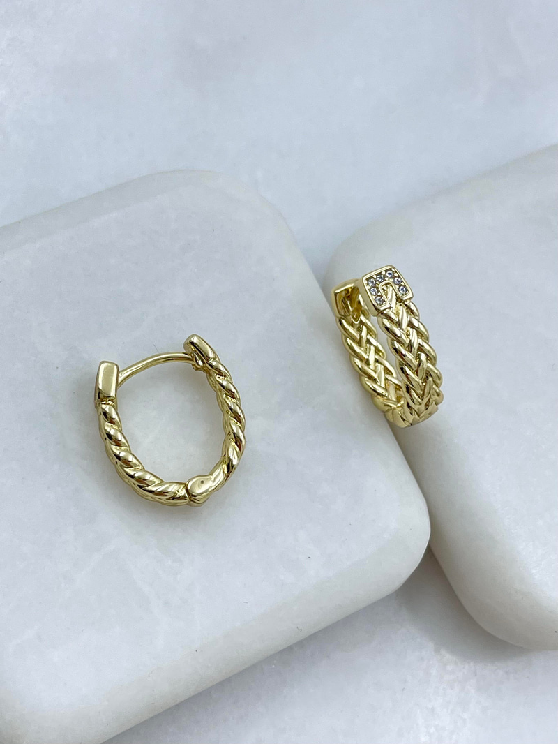 Özel Seri Örgü Model U Küpe Gold