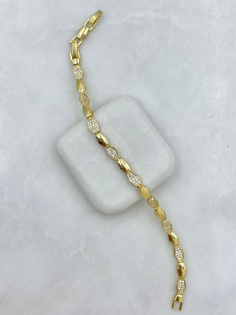 Gömme Taşlı Altıgen Bileklik Gold