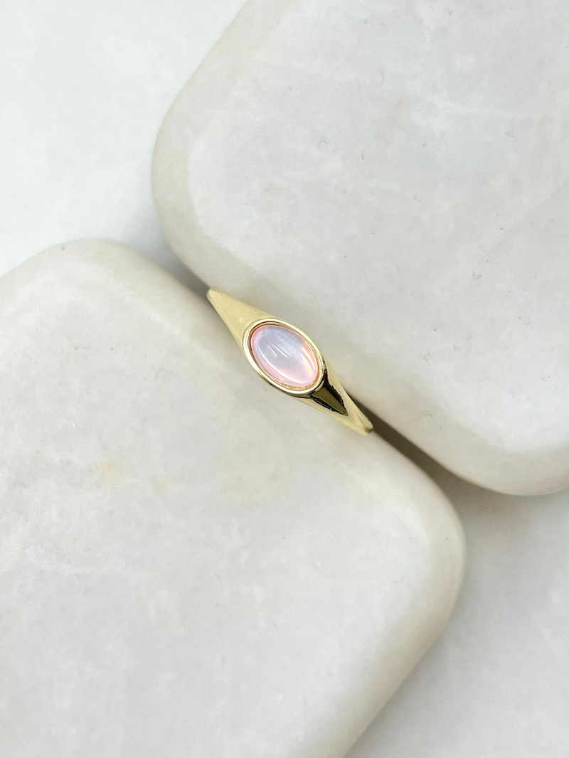 Pembe Opal Taş Serçe Parmak Yüzüğü Gold