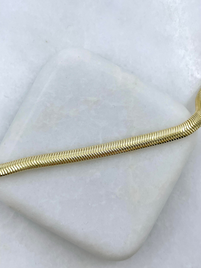 Altın Kaplama Yassı Yılan Zincir Kolye 50 cm Gold