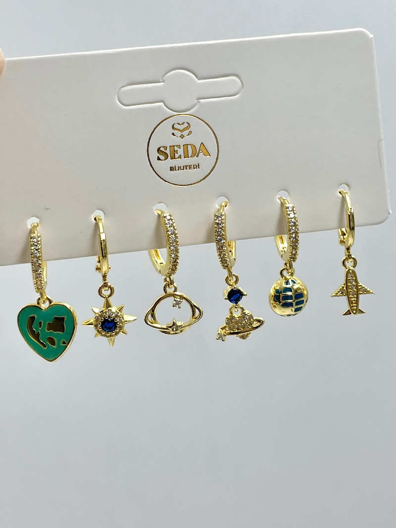 Gömme Taşlı Seyahat Altılı Set Küpe Gold