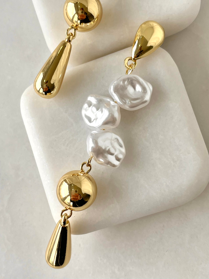 Gold Damla ve İnci Sallantılı Küpe