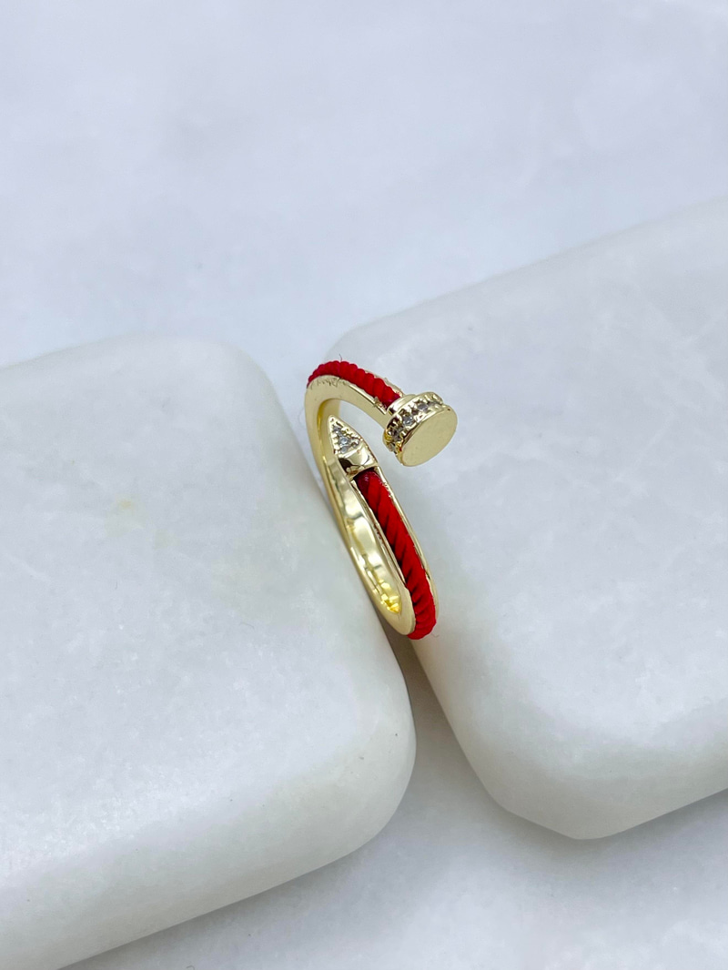 Altın Kaplama Kırmızı İpli Çivi Model Yüzük Gold