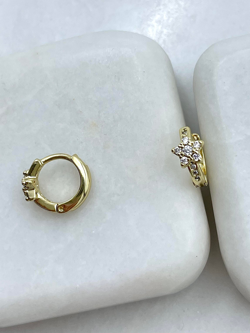 Özel Seri Minik Kristal Taşlı Yıldız Halka Küpe Gold