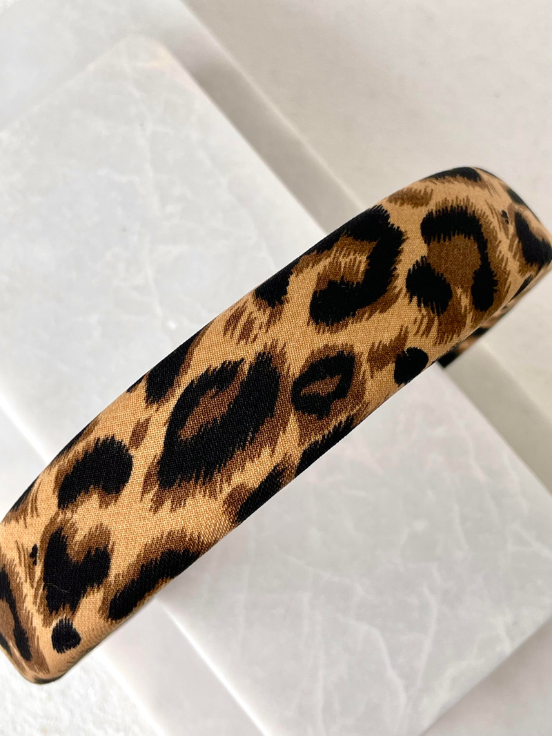 Leopar Desenli Taç