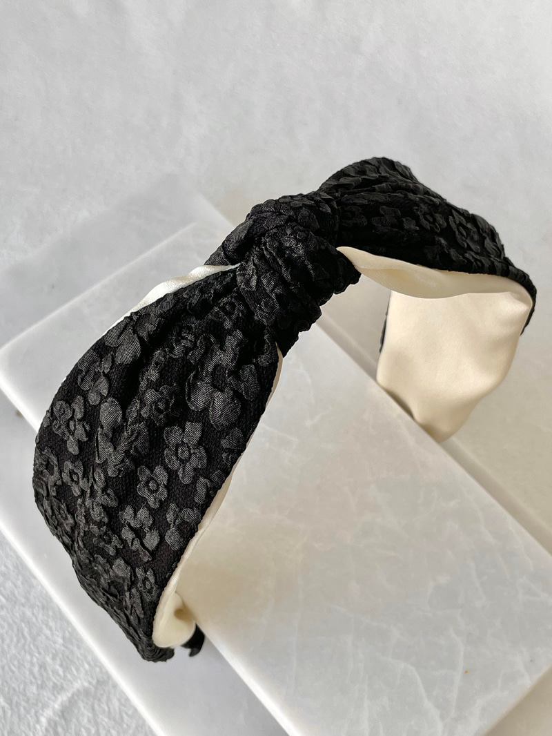 Çiçek Fisto Kumaş Bandana Taç Siyah