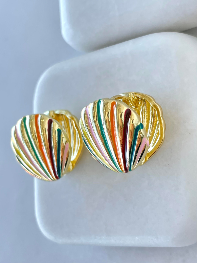 Altın Kaplama Renkli Mineli İstridye Küpe Gold
