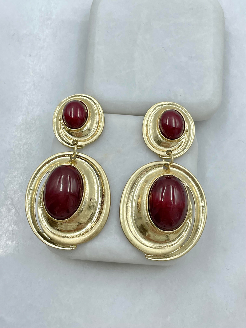 Altın Kaplama Daire Sallantılı Opal Taşlı Vintage Küpe Bordo