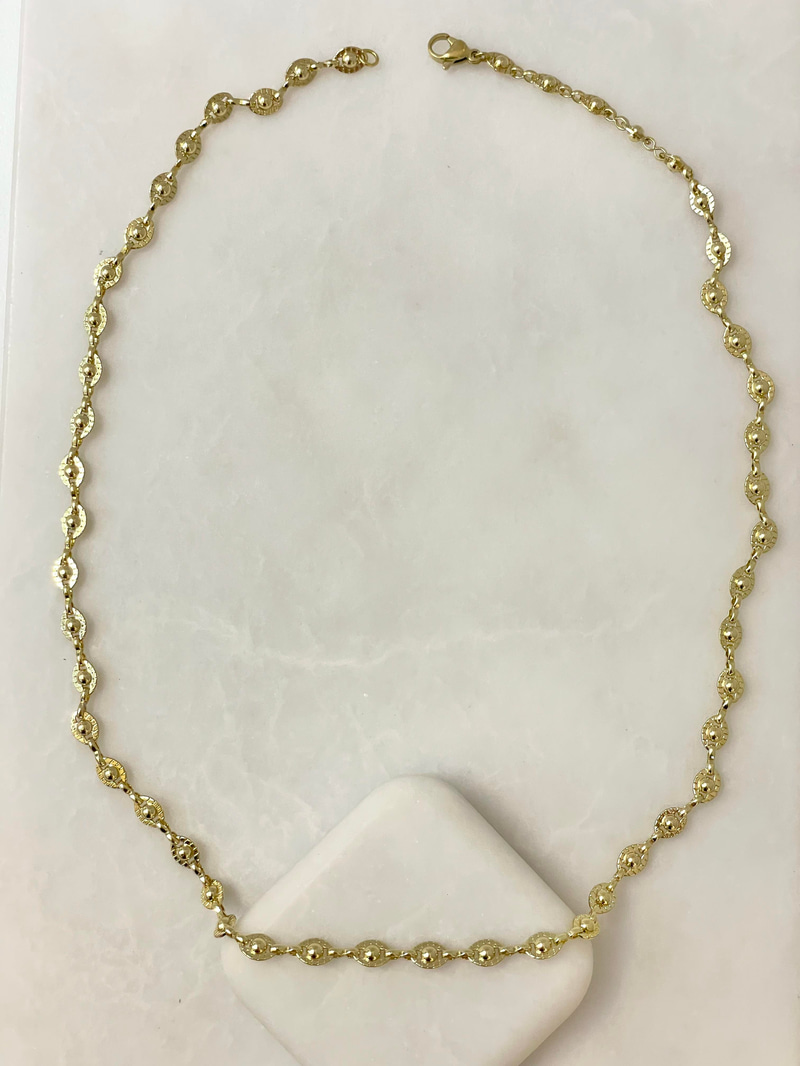 Özel Seri Topçuklu Oval Kolye Gold