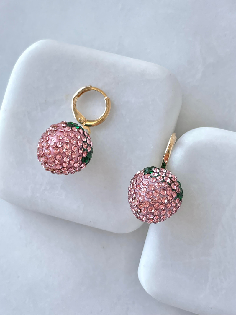 Altın Kaplama Kristal Taşlı Pembe Çilek Sallantılı Küpe Gold