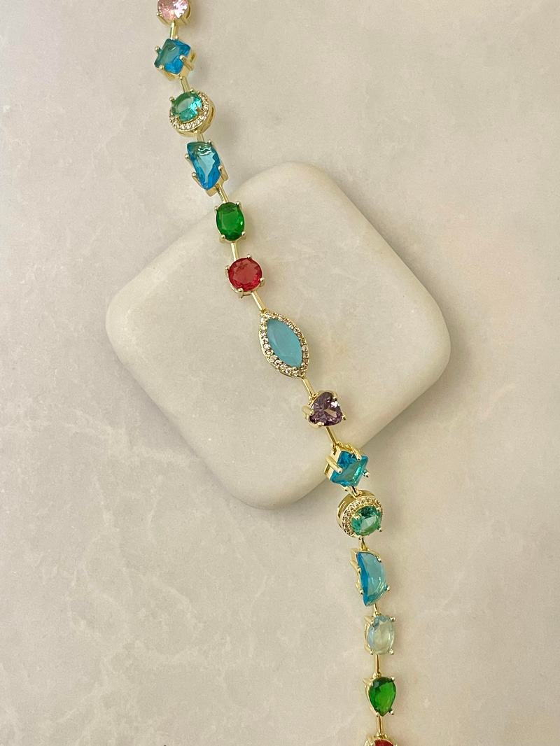 Altın Kaplama Zirkon ve Renkli Kristal Taşlı Bileklik Gold