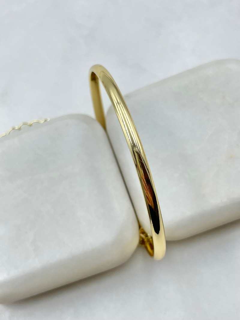 Kuzey Yıldızı Sallantılı Kelepçe Bileklik Gold