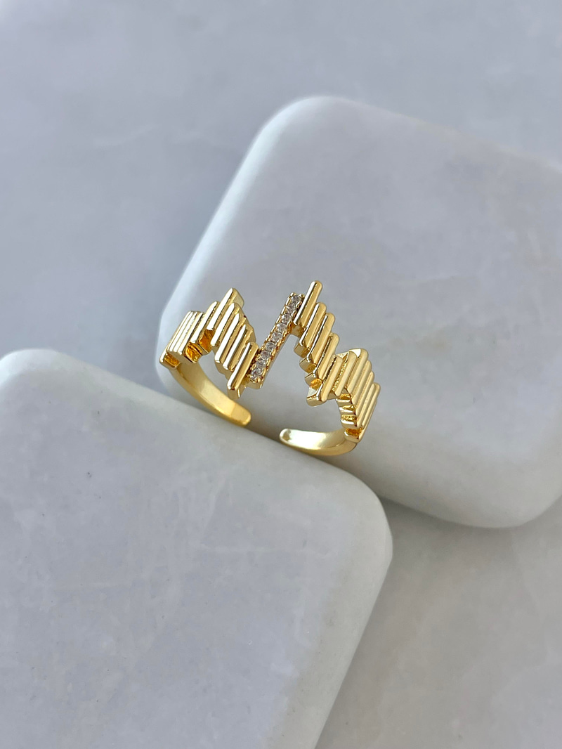 Altın Kaplama Kalp Atışı Yüzük Gold