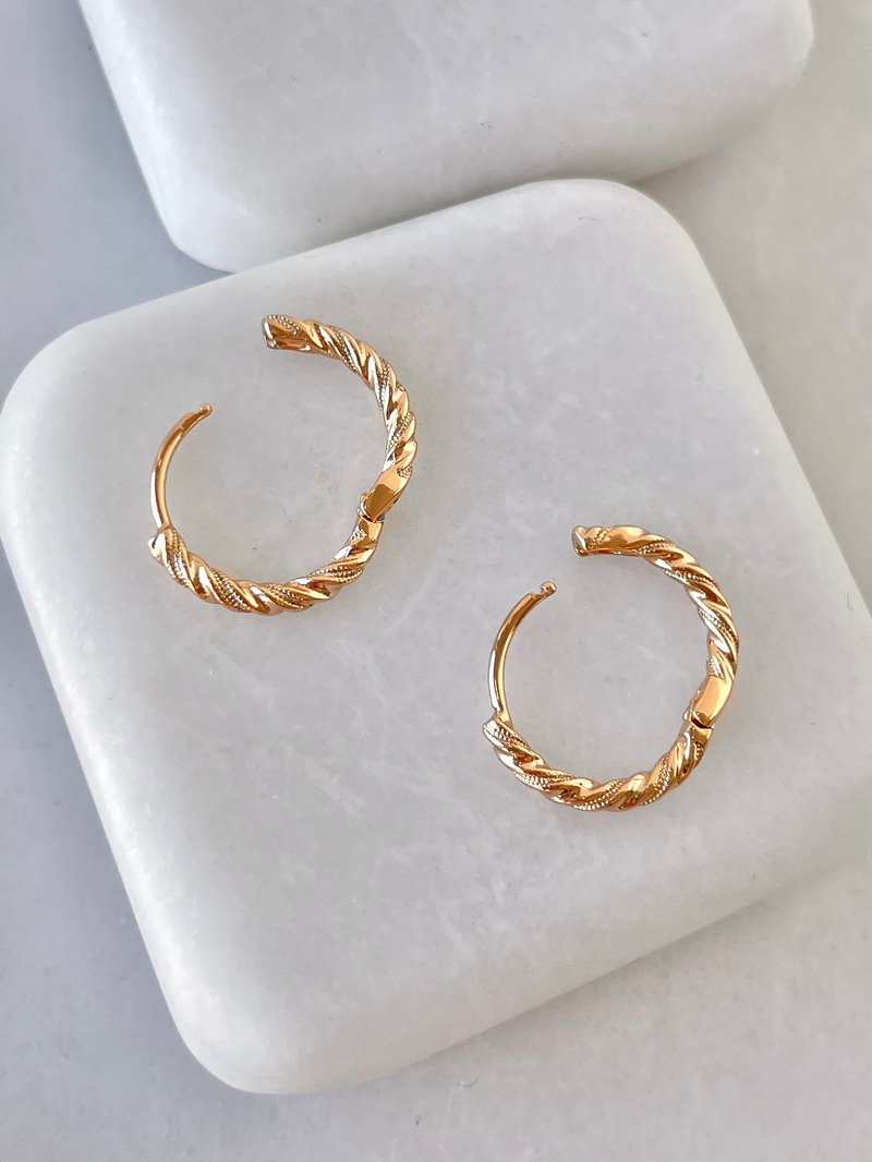Özel Seri Işıltılı Burgu Halka Küpe Gold