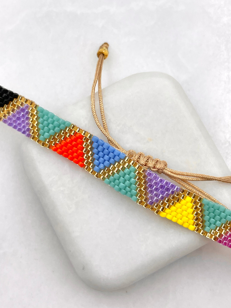 Miyuki Boncuk Gold Detaylı Üçgen Desenli Bileklik Neon Renkli
