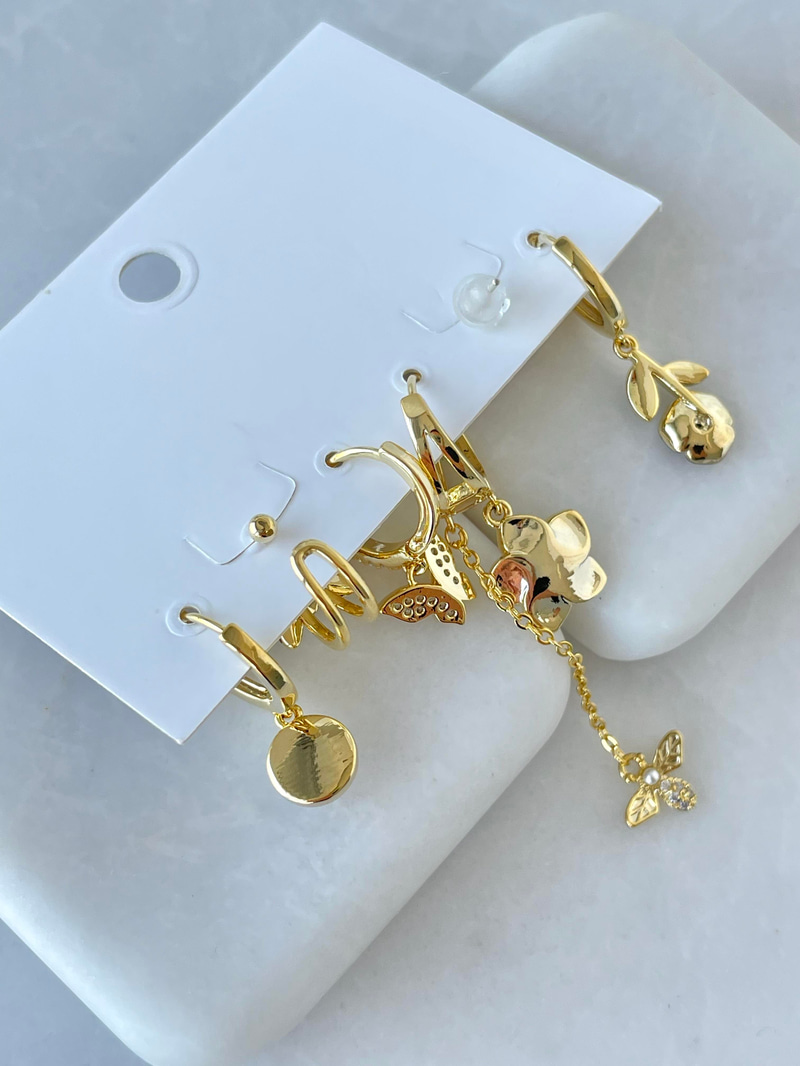 Özel Seri Altılı Renkli Çiçek Model Küpe Gold