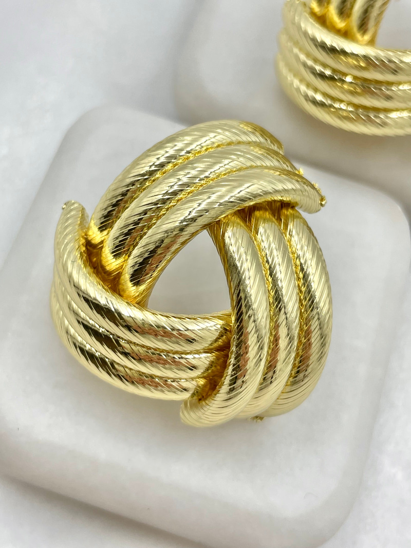 Altın Kaplama Yumak Vintage Küpe Gold
