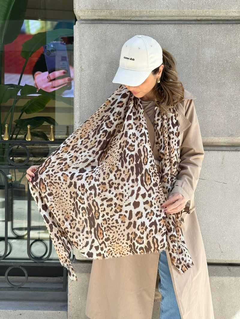 Leopar Desenli Varaklı Şal 90x180 cm Vizon