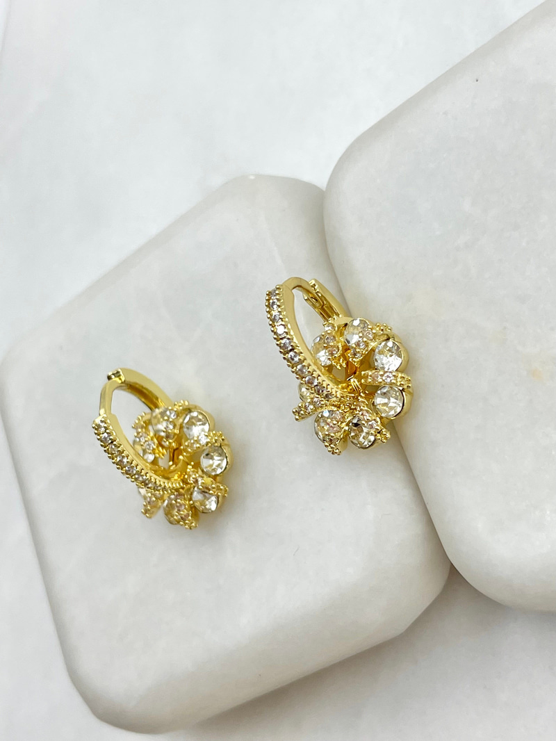 Kristal Taşlı Daire Charmlı Halka Küpe Gold