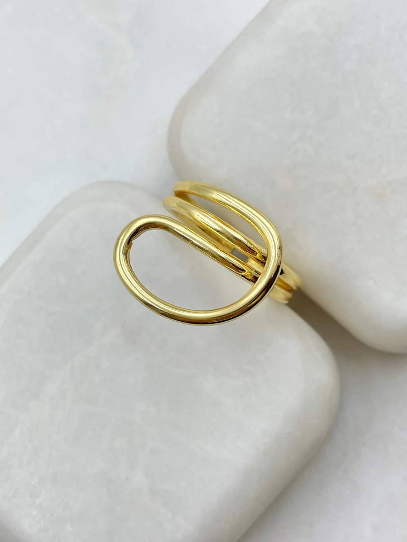 İçi Boş Oval Plaka Yüzük Gold