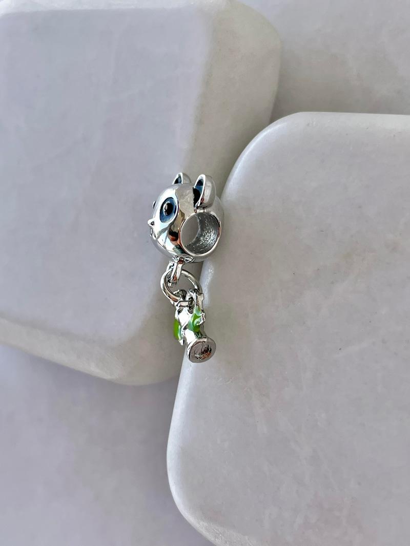 Panda ve Bambu Pndr Charm