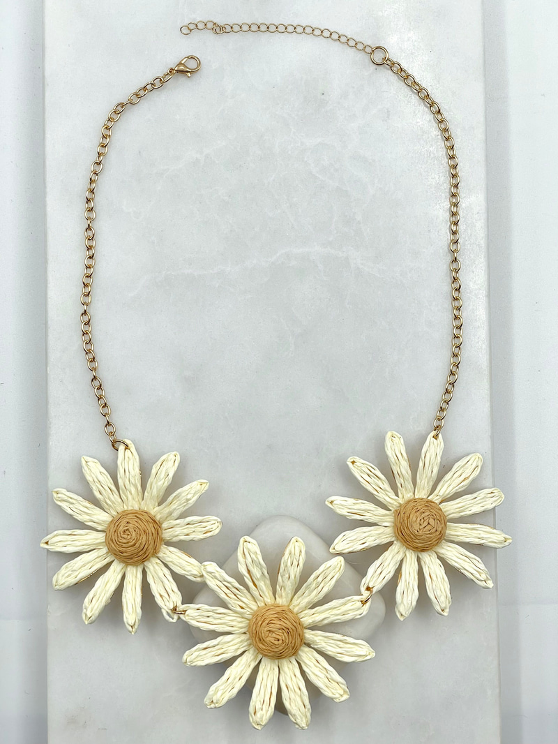 Üçlü Hasır Çiçek Kolye Gold