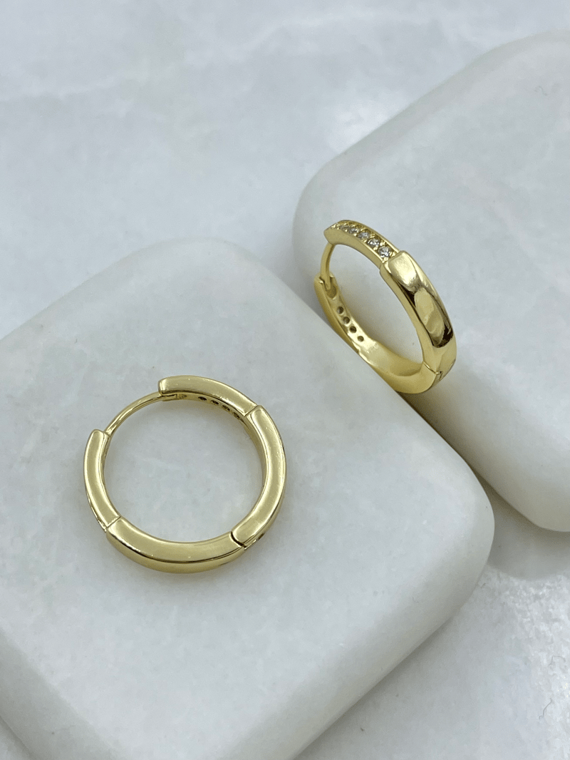 Özel Seri Gömme Taşlı Halka Model Tasarım Küpe Gold