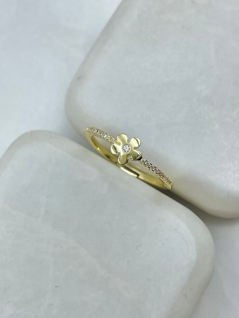 Gömme Taşlı Çiçek Model Yüzük Gold