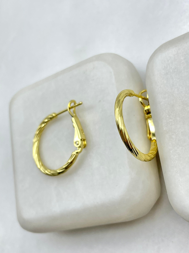 Özel Seri Işıltılı Sarmal Halka Küpe 2 cm Gold
