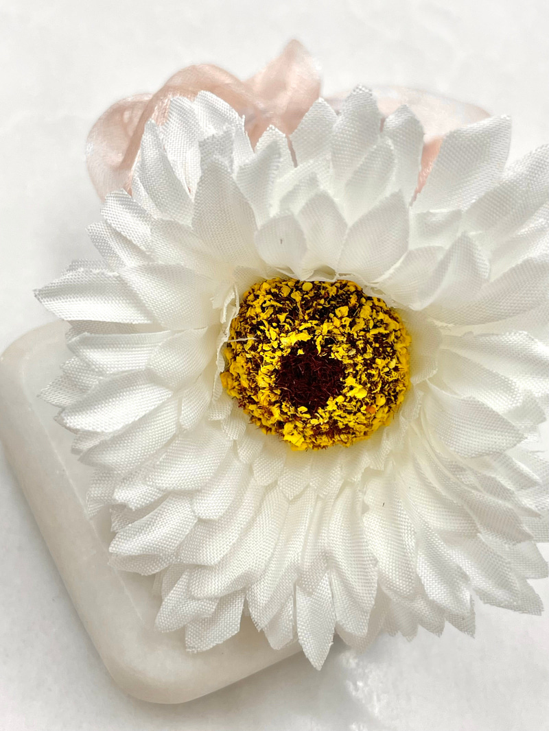 Kasımpatı Scrunchie Toka Beyaz