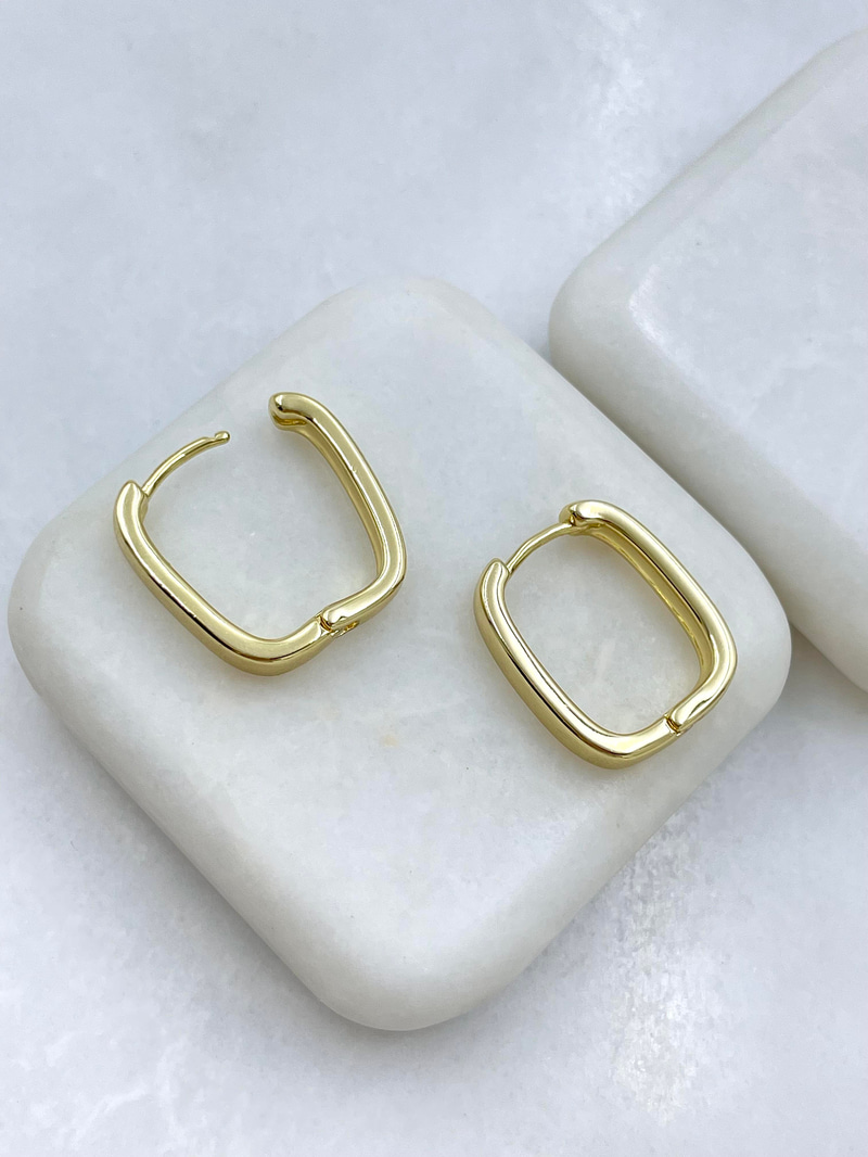 Özel Seri Basic U Küpe Gold