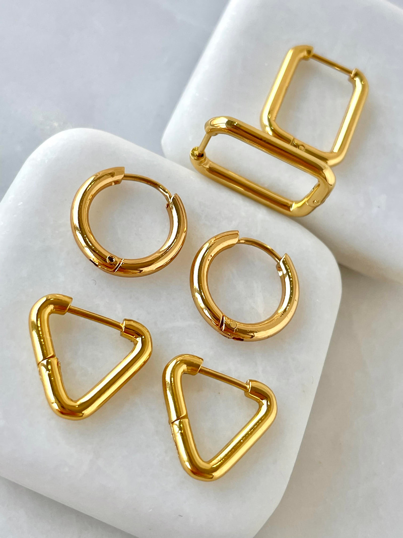 Çelik Altılı Şekilli Küpe Gold