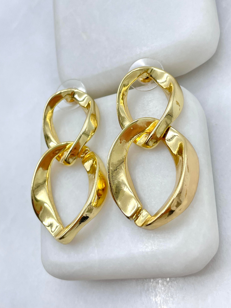 Altın Kaplama Asimetrik Sallantılı Küpe Gold