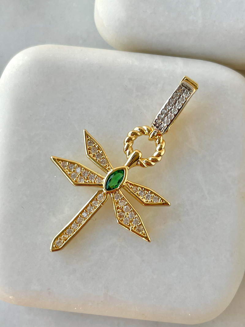 Yeşil Kristal Taşlı Yusufçuk Ajda Charm