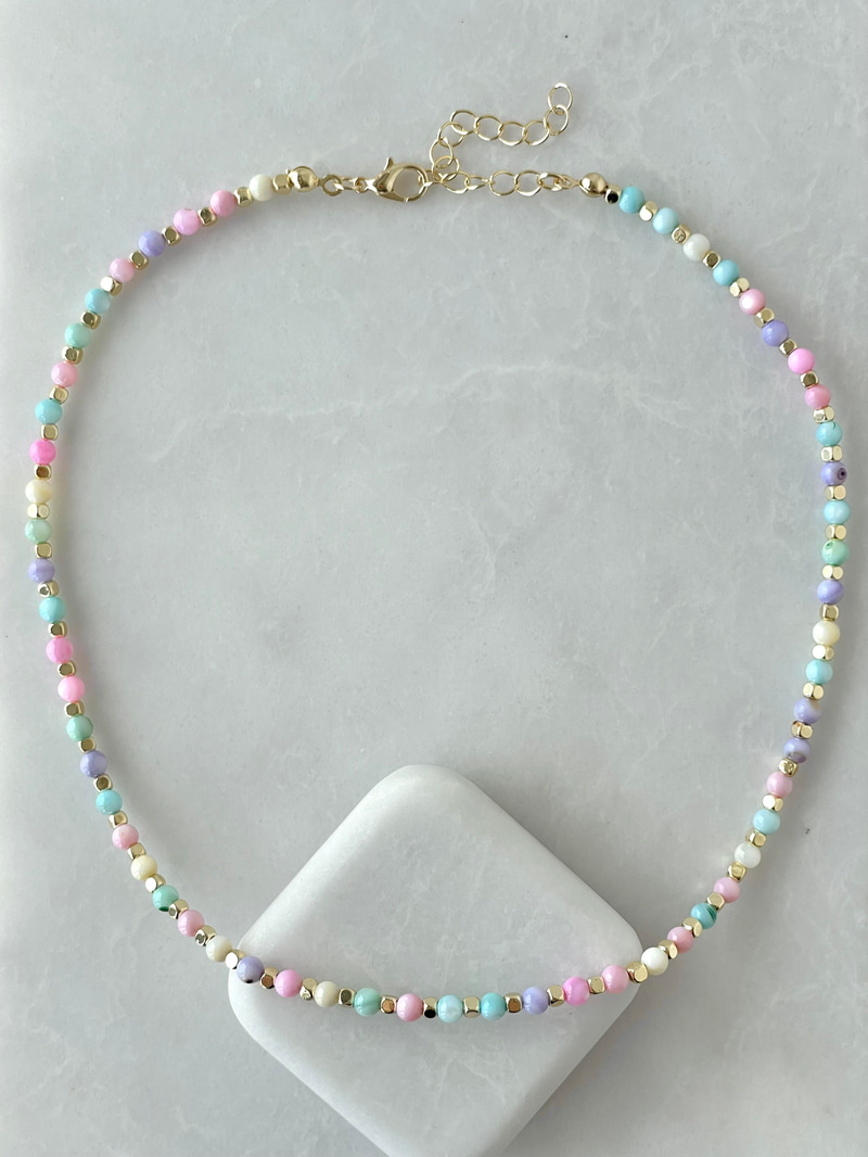Pastel Renkli Topçuk Kolye Gold