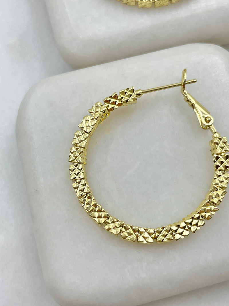 Desenli Küp Model Halka Küpe Gold