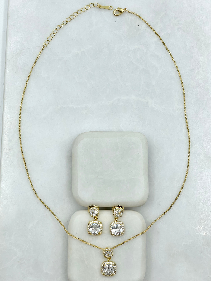 Özel Seri Büyük Küçük Kristal Kare Kolye ve Küpe Seti Gold