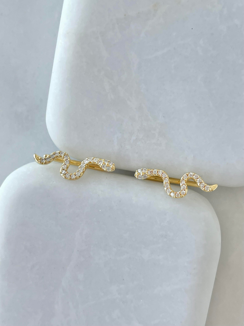 Altın Kaplama Gömme Taşlı Yılan Model Küpe Gold