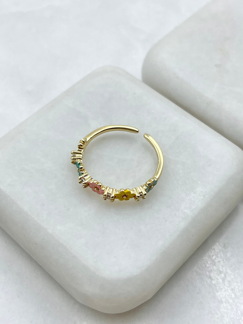Mineli Kristal Taşlı Çiçek Yüzük Gold