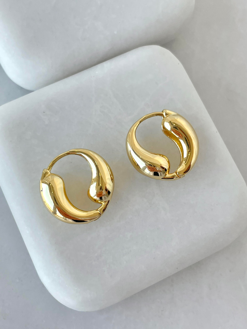 Özel Seri Ying Yang Küpe Gold