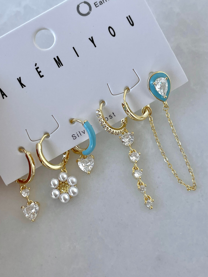 Altın Kaplama Altılı İncili Mavi Mineli Model Küpe
